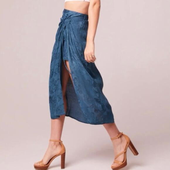 Band Of the Free Celene Layered Floral Midi Skirt in Deep Teal - Picture 3 of 8